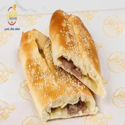 فطيرة لبنة نقانق
